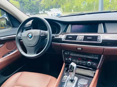 BMW 5 Series GT 2015, 80000 км, за 93800 CNY - фото 15
