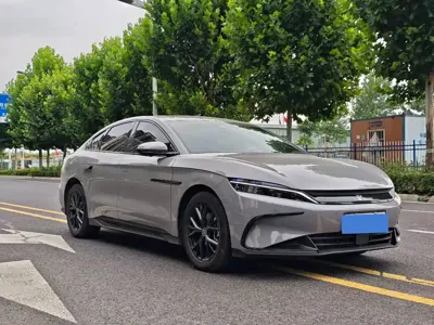 BYD Han 2025, 23000 км, за 103800 CNY