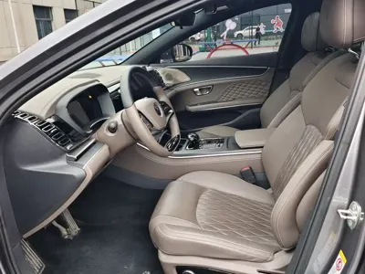 BYD Han 2024, 24600 км, за 105800 CNY