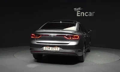 Renault-KoreaSamsung SM6 2016, 105346 км, за 5000000 KRW