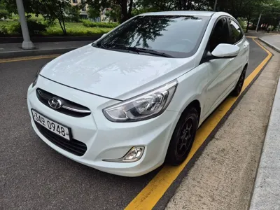 Hyundai Accent · 2016 год
