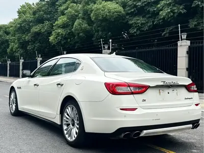 Maserati Quattroporte 2015, 60000 км, за 148800 CNY