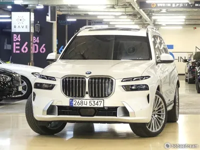 BMW X7 · 2024 год