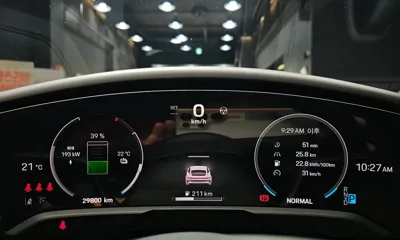 Porsche Taycan 2025, 29800 км, за 126000000 KRW - фото 8