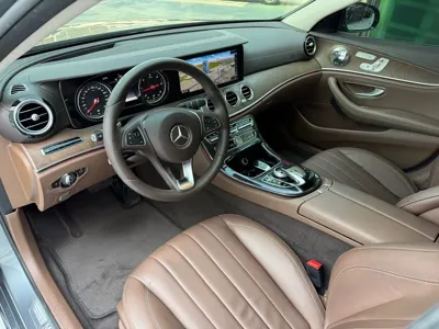 Mercedes-Benz E-Class 2017, 109850 км, за 18000000 KRW - фото 12