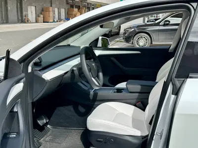 Tesla Model Y 2023, 70000 км, за 166000 CNY - фото 7