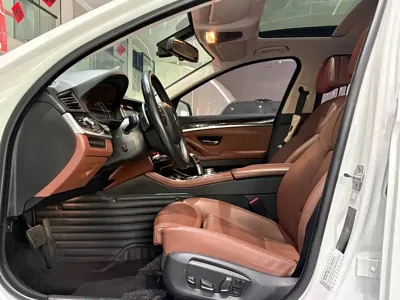 BMW 5 Series 2016, 130000 км, за 68800 CNY - фото 5