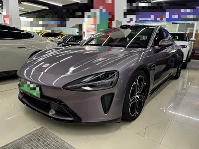 Xiaomi SU7 · 2025 год