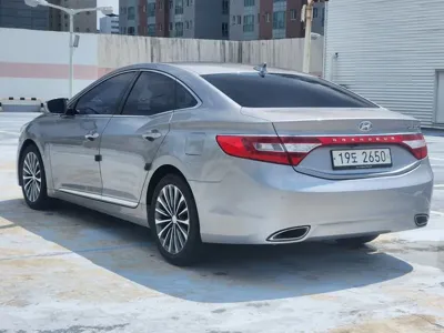 Hyundai Grandeur 2013, 101585 км, за 6500000 KRW