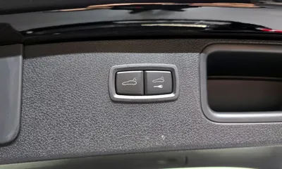 Porsche Macan 2024, 2674 км, за 78200000 KRW - фото 20