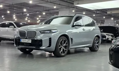 BMW X5 2025, 5600 км, за 139000000 KRW