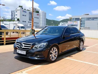 Mercedes-Benz E-Class · 2015 год