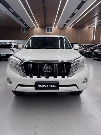 Toyota Prado 2017, 119000 км, за 165000 CNY