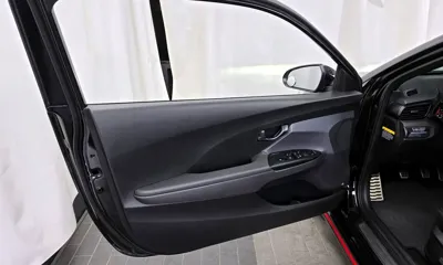 Hyundai Veloster 2019, 63520 км, за 19400000 KRW - фото 24