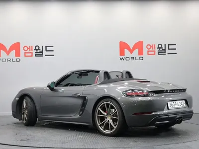 Porsche 718 2017, 112557 км, за 49000000 KRW