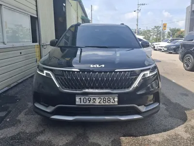 Kia Canival · 2023 год