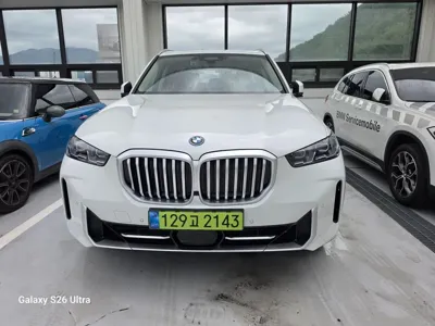BMW X5 · 2025 год