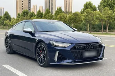 Audi A7 2021, 104900 км, за 266072.52 CNY