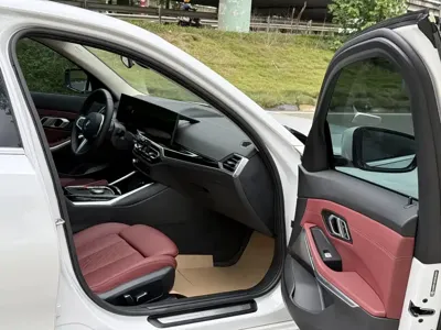 BMW i3 2024, 81800 км, за 129800 CNY - фото 18