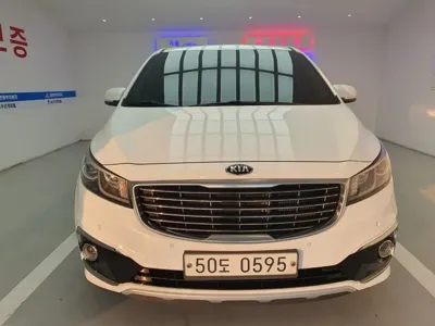 Kia Canival · 2016 год