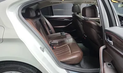 BMW 5-Series 2018, 69590 км, за 23000000 KRW - фото 12