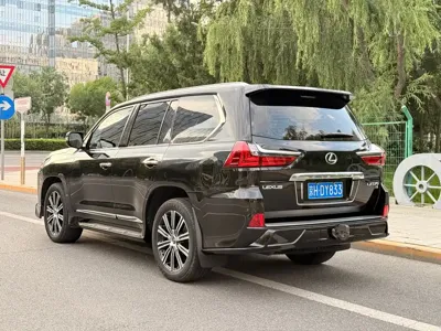 Lexus LX 2018, 56000 км, за 1158000 CNY - фото 7