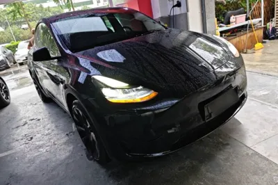 Tesla Model Y 2022, 66300 км, за 168641.79 CNY