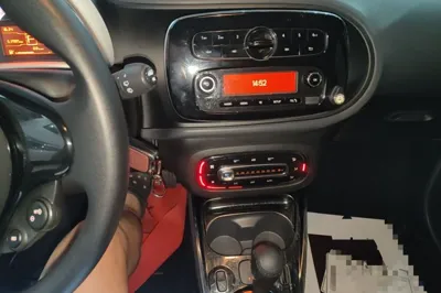 Smart Fortwo 2018, 64000 км, за 61997.48 CNY - фото 15
