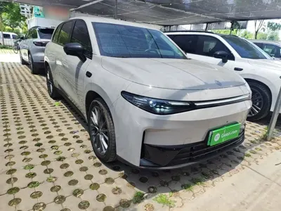 Leapmotor Leapmotor C10 2024, 88900 км, за 83800 CNY
