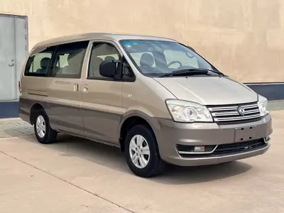 Fengxing Lingzhi 2017, 70000 км, за 17800 CNY