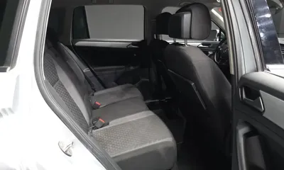 Volkswagen Tiguan 2018, 100268 км, за 16500000 KRW - фото 12