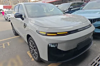 Leapmotor B10 2025, 17000 км, за 103567.68 CNY