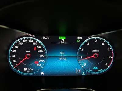Mercedes-Benz C-Class 2020, 120000 км, за 117800 CNY - фото 6