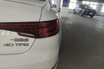 Audi A4L 2019, 106900 км, за 103989.91 CNY - фото 9