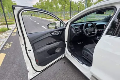 Audi Q4 e-tron 2023, 37500 км, за 145986.39 CNY - фото 35
