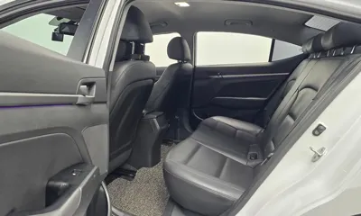 Hyundai Avante 2018, 88248 км, за 10500000 KRW - фото 13