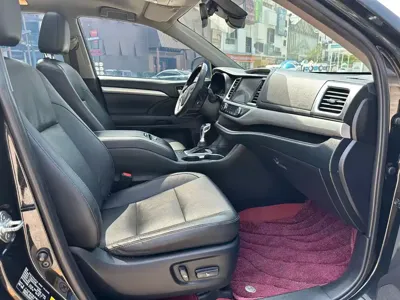 Toyota Highlander 2021, 130000 км, за 125000 CNY - фото 11