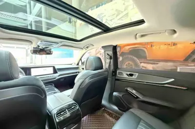 Hongqi H9 2025, 26000 км, за 215012.97 CNY - фото 32