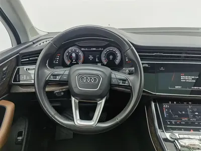 Audi Q7 2021, 92100 км, за 259800 CNY - фото 11