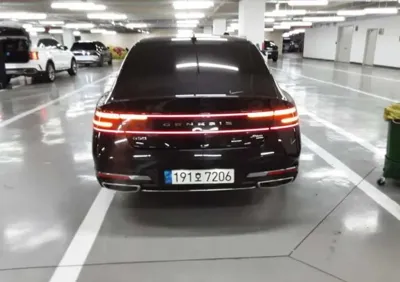 Genesis G90 2023, 120933 км, за 10320000 KRW