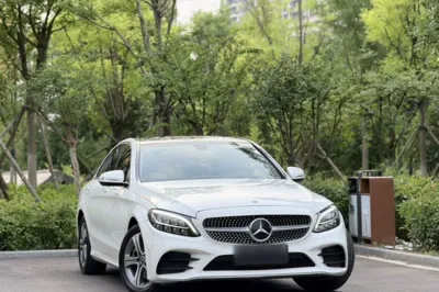 Mercedes-Benz C-Class 2020, 88800 км, за 125931.98 CNY - фото 16