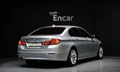 BMW 5-Series 2014, 125052 км, за 9400000 KRW