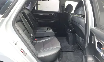 Hyundai Grandeur 2017, 108828 км, за 10200000 KRW - фото 11
