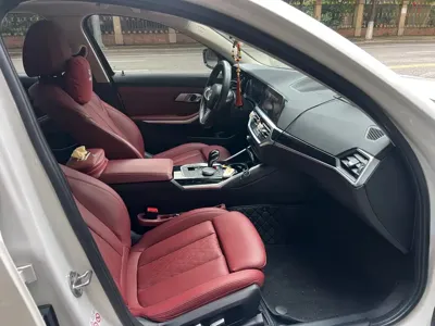 BMW 3 Series 2022, 58000 км, за 146000 CNY - фото 30