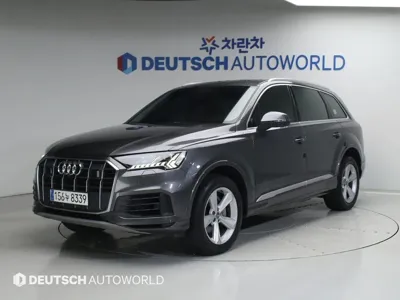 Audi Q7 · 2020 год