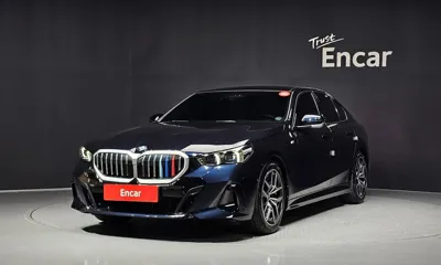 BMW 5-Series · 2024 год