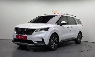Kia Canival · 2023 год