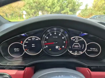 Porsche Cayenne 2019, 66306 км, за 82000000 KRW - фото 20