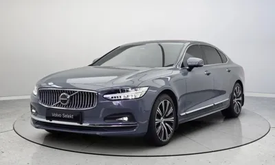 Volvo S90 · 2023 год