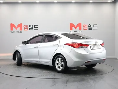 Hyundai Avante 2014, 122016 км, за 3330000 KRW - фото 3